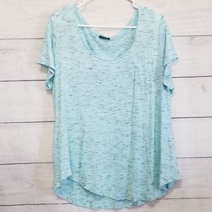 Baby blue Hannah tee